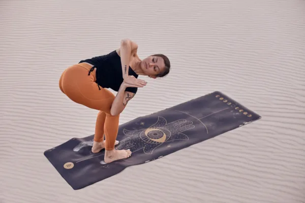 Mata do jogi MOONHOLI – PRO STICKY ILLUMINATION 4mm Maty do jogi kauczukowe