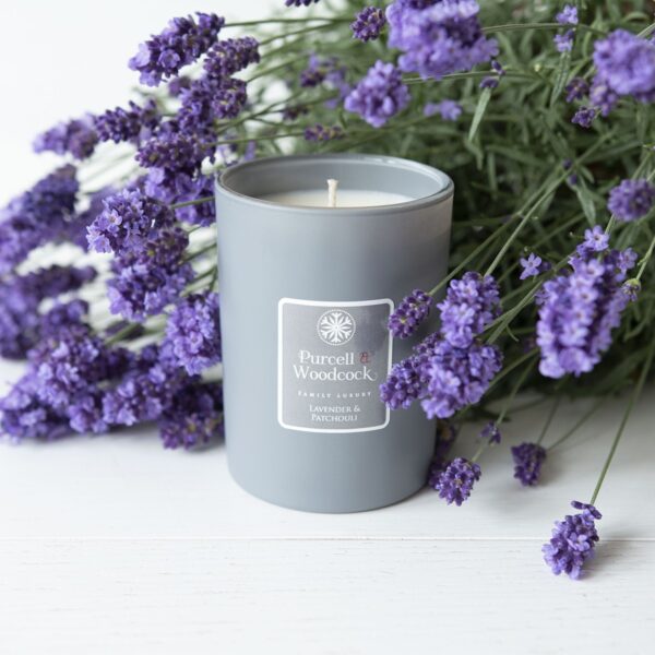 Świeca zapachowa Lavender & Patchouli / Purcell & Woodcock Świece zapachowe