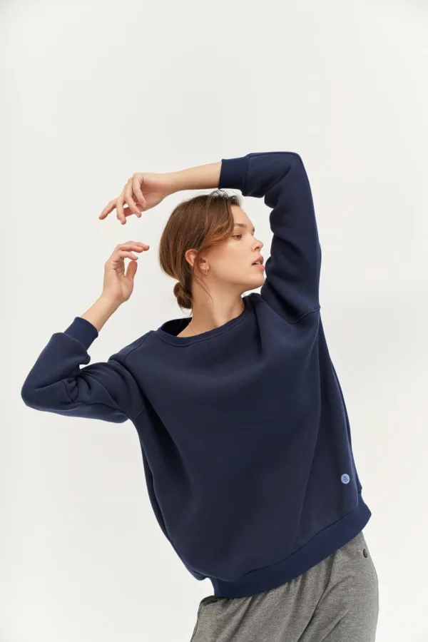 Bluza do jogi COZY AF Oversize Sweatshirt – Midnight Blue Bluzy do jogi